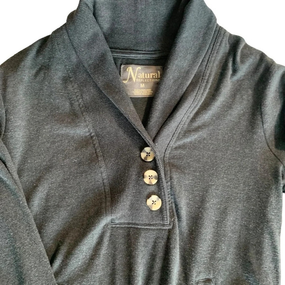 Natural Reflections women's size medium black sweater with pockets - Picture 5 of 5